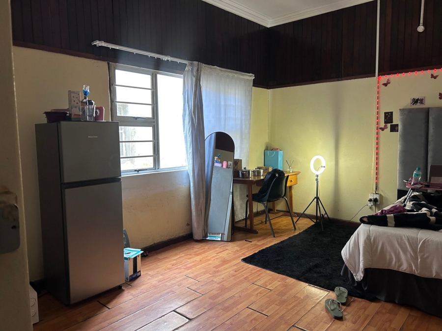 9 Bedroom Property for Sale in Quigney Eastern Cape